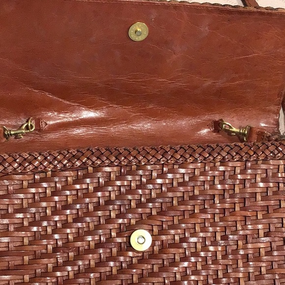 Vintage LJS collection, leather shoulder bag. This bag is in pristine condition. - Picture 2 of 12